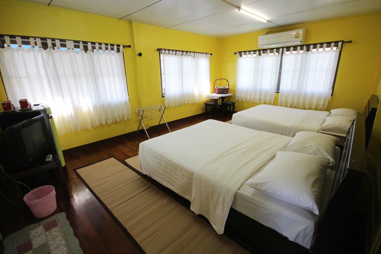 Baan Bua Homestay Chiang Rai Buitenkant foto